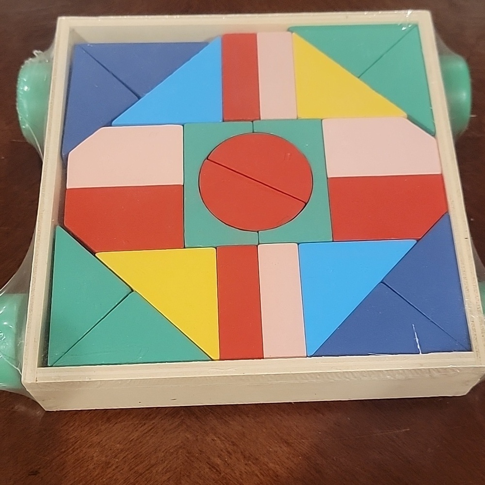 (J26) Wooden Building Blocks with pull wagon